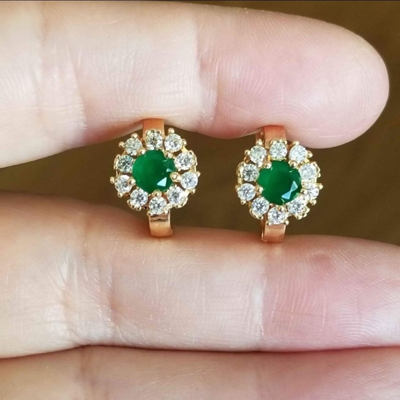 New 18K Gold Plated Round Cut Emerald Diamond Hoop Earrings for Women - Picture 9 of 11